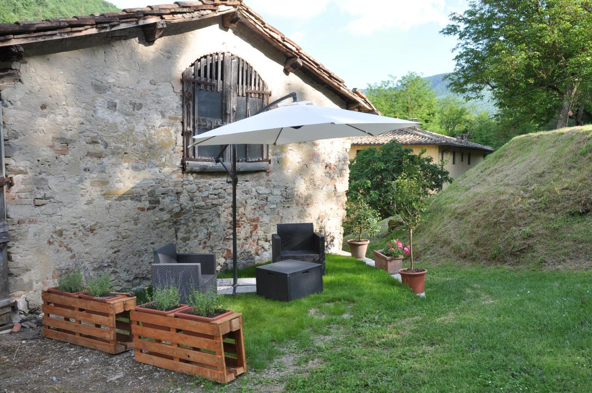 Locanda Di Alberi Borgo San Lorenzo Exterior foto