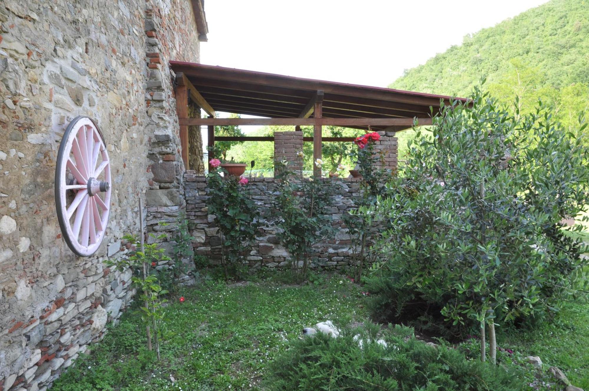 Locanda Di Alberi Borgo San Lorenzo Exterior foto